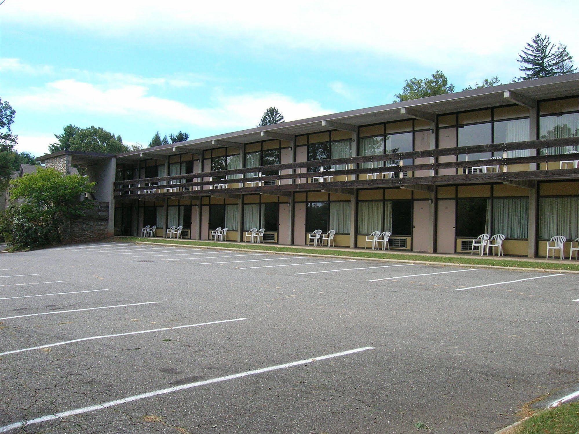 The Mountaineer Inn - Asheville Buitenkant foto
